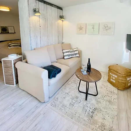 Beach Inn Apartment *
